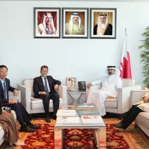 وزير الصناعة والتجارة يستقبل سفير جمهورية الصين الشعبية لدى مملكة البحرين