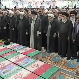 إقامة صلاة الجنازة على رئيسي وعبداللهيان في طهران