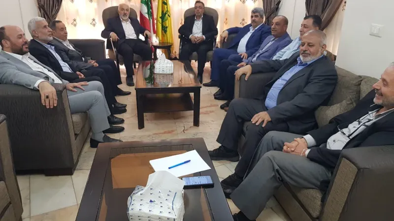 لبنان.."حزب الله" يستقبل قيادة "تحالف القوى الفلسطينية"