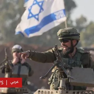 الجيش الإسرائيلي يحكم سيطرته على معبر رفح الذي يربط قطاع غزة بمصر، لتتوقف بذلك حركة مرور الأشخاص ودخول المساعدات إلى القطاع بشكل تمام. https://bbc.com...