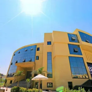 “سوشيال إمباكت” توقّع اتفاقية مشروطة للاستثمار في “سيرا للتعليم” مع “السعودية المصرية”
