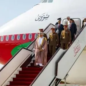 جلالة السلطان يعود إلى أرض الوطن بعد زيارة «دولة» للكويت