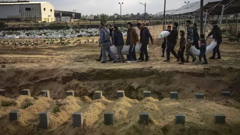اليونيسف: رفح تمتلئ بالمقابر والأطفال يُقتلون بشكل ممنهج لكن القادم أسوأ https://arabic.euronews.com/2024/05/02/rafah-is-filled-with-graves-and-childr...
