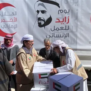 الهلال الأحمر الإماراتي يواصل توزيع وجبات إفطار صائم في الأردن