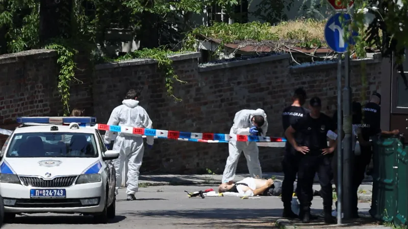 إصابة شرطي بالقرب من سفارة إسرائيل في بلغراد ومقتل المهاجم