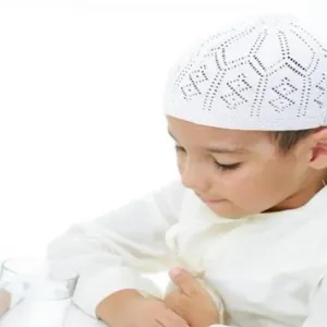 إزاي تخلي طفلك يصوم اليوم كله؟.. نصائح مهمة للأمهات خلال رمضان