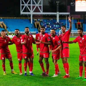 «تصفيات كأس العالم»: ثلاثية المشرفي تقرب عمان من التأهل... وأستراليا تنتصر