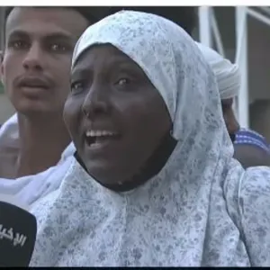 معتمرة سودانية تعبر عن مشاعرها تجاه حسن تعامل رجال الأمن والمنظمين بالمسجد الحرام