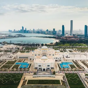 الإمارات تصعد 7 مراتب في مؤشر التنمية السياحية لـ«المنتدى الاقتصادي»