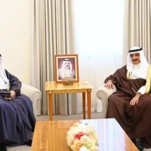 سلمان بن عبدالله يستقبل دعيج بن سلمان آل خليفة رئيس جهاز الخدمة المدنية