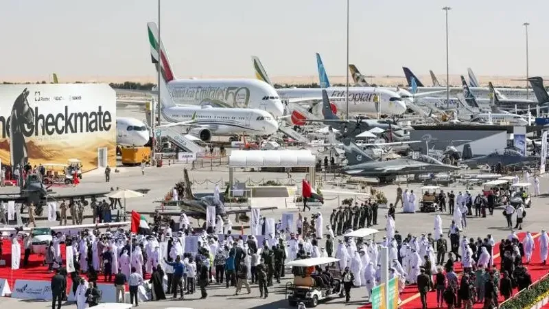 صفقات بمليارات الدولارات في اليوم الأول من معرض دبي للطيران 2023