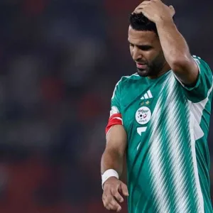 مدرب الجزائر يوضح أسباب استبعاد محرز