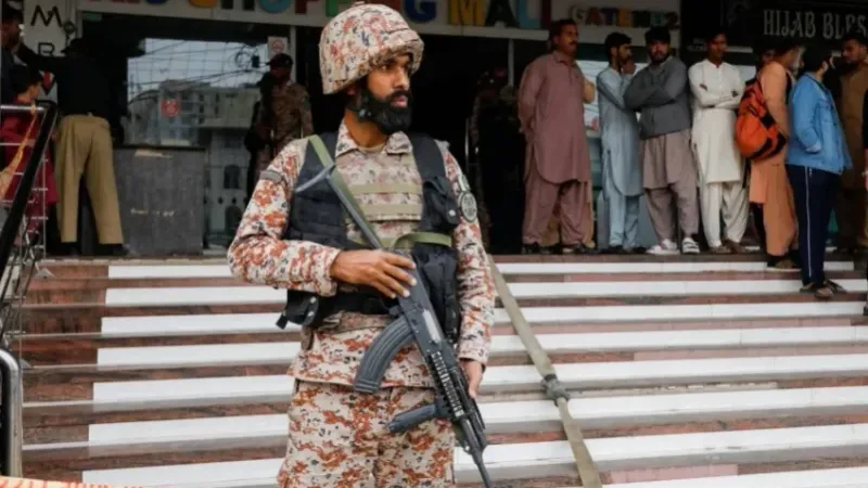 باكستان.. الجيش يقضي على (7) إرهابيين