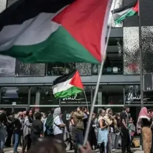 تواصل التظاهرات التضامنية مع فلسطين في جامعة لوزان بسويسرا