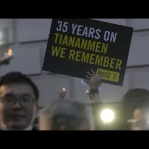 وقفة احتجاجية في ذكرى أحداث "تينانمين" أمام السفارة الصينية في لندن