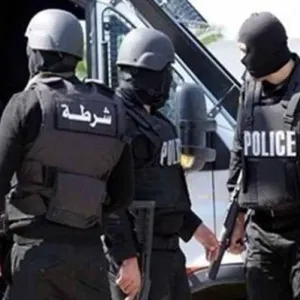 فيديو| مغربي يقتل ويصيب 9 أشخاص بسكين في الشارع