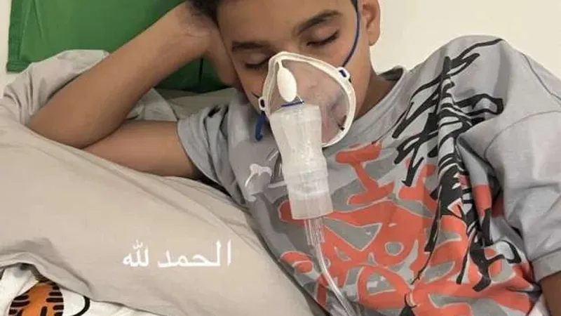 تعرض ابن الفنانة نور قدري لأزمة صحية ونقله إلى المستشفى