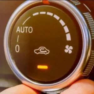 صح أم خطأ: تدوير الهواء داخل السيارة يخفف من التلوث فيها