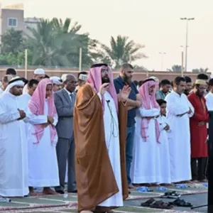 جموع المصلين يؤدون صلاة عيد الأضحى في مختلف مصليات ومساجد البحرين