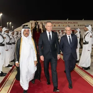 رئيس بولندا يصل الدوحة في زيارة عمل للبلاد