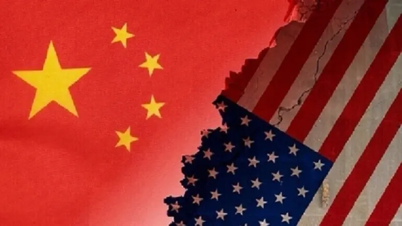سفير الصين بموسكو: واشنطن تحيك المؤامرات ضد السيارات الكهربائية الصينية