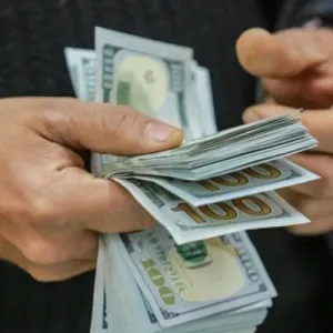 انخفاض جديد بأسعار صرف الدولار في العراق