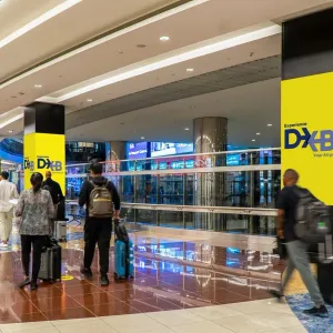 مطارات دبي تنصح المسافرين بتخصيص وقت إضافي للسفر