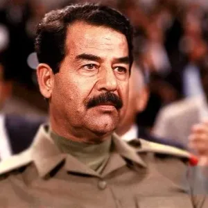 «استيقظتُ بعدها إلى الصلاة».. حلم غامض لـ صدام حسين في المعتقل قبل إعدامه (وثائق)