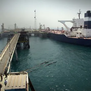 صادرات عُمان من النفط تتراجع 6.4% خلال أبريل