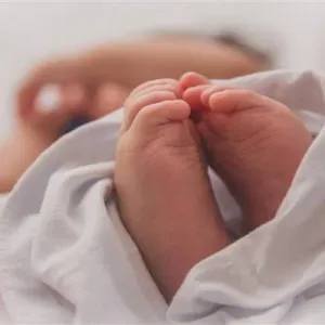 "أحلام الطفل".. ما أسباب الإصابة بمتلازمة موت الرضع المفاجئ؟