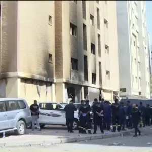 الكشف عن سبب الحريق الذي أودى بحياة العشرات في الكويت