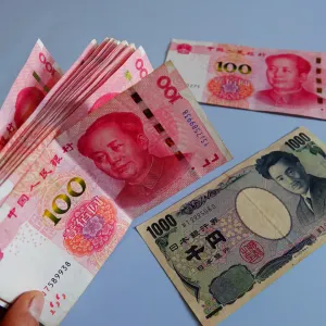 مؤشر على تزايد دور اليوان الصيني في العالم