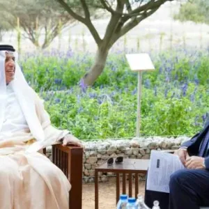سعود بن صقر يبحث مع سفير هولندا تعزيز العلاقات