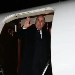 رئيس الجمهورية يعود إلى أرض الوطن بعد مشاركته بتونس في الاجتماع التشاوري الذي جمع قادة الجزائر وتونس وليبيا