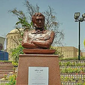 العلم الروسي يرفرف في حديقة الحرية بالقاهرة إحياء لذكرى بوشكين