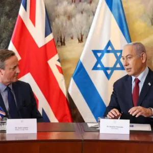 وزير خارجية بريطانيا يقول إن تجميد صادرات الأسلحة لإسرائيل سيجعل حماس أقوى