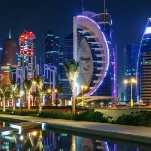 مكتب الاتصال الحكومي :  تضع دولة #قطر الاستدامة في طليعة أولوياتها، وتستخدم حلولاً مبتكرة في مجال الطاقة المتجددة للحفاظ على منظومتها البيئية، وتسريع...