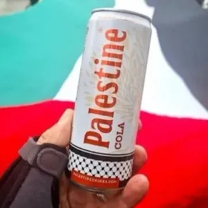 مشروب “فلسطين كولا” يحقق مبيعات قياسية