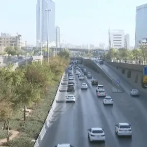 بالفيديو.. انسيابية حركة المرور على طريق الملك فهد في الرياض