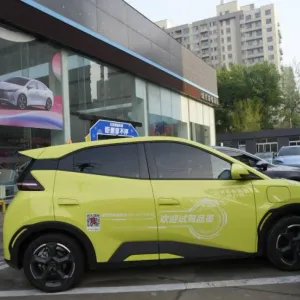 سيارة صينية كهربائية بـ 12 ألف دولار بمنزلة كابوس لصناعة السيارات الأمريكية