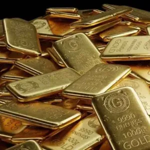 الذهب يتجه إلى تسجيل أكبر زيادة شهرية منذ نوفمبر 2022