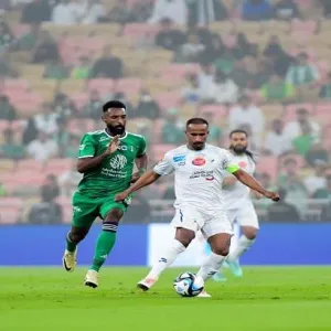 التعادل الإيجابي يحسم قمة الأهلي ضد الفتح في الدوري السعودي (فيديو)