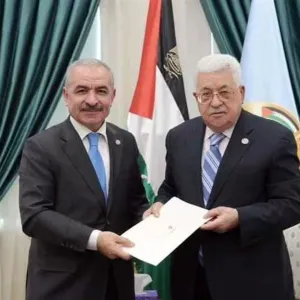 الحكومة الفلسطينية تقدم استقالتها وتضعها تحت تصرف الرئيس محمود عباس
