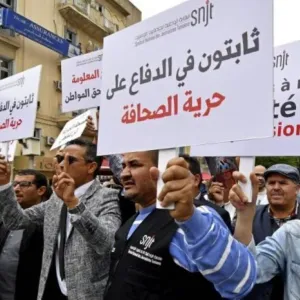 مَن يتحكم بقطاع الإعلام في تونس؟