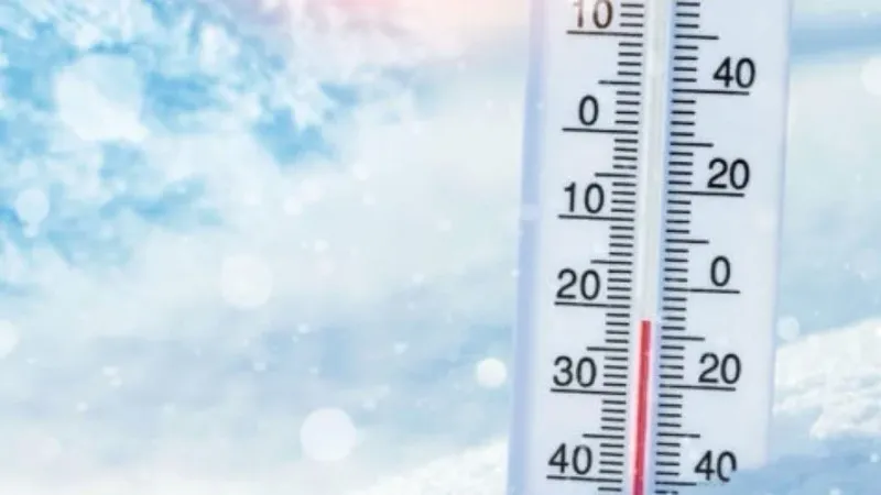 جبل جيس يسجل أقل درجة حرارة في الدولة