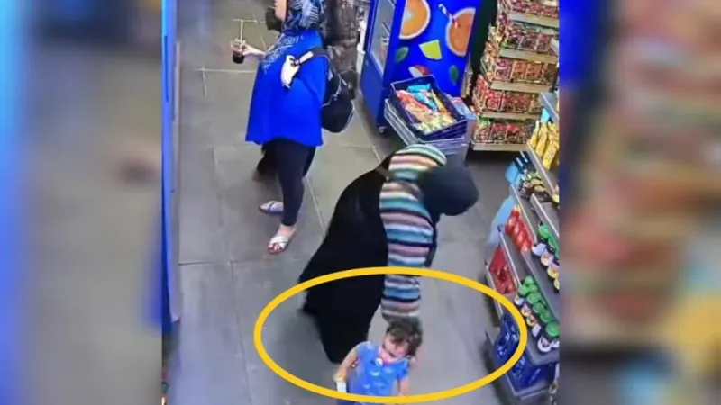 فيديو | مصر.. ضجة حول فيديو يوثق محاولة خطف طفل من والدته