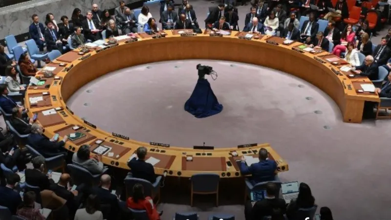 استخدمت الولايات المتحدة، الخميس، حق النقض "الفيتو" في مجلس الأمن الدولي، ضد طلب فلسطين نيل العضوية الكاملة بالأمم المتحدة، في خطوة منعت الهيئة الدولي...