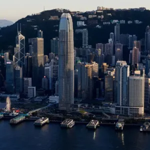 هونج كونج تتطلع إلى استقطاب مكاتب الثروات العائلية من الشرق الأوسط