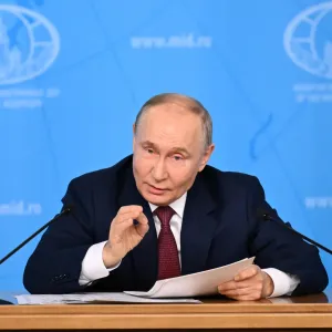 بوتين يحذر: الغرب يقترب من "نقطة اللاعودة".. والبحث عن هزيمة استراتيجية لروسيا قد يتحول إلى "مأساة"