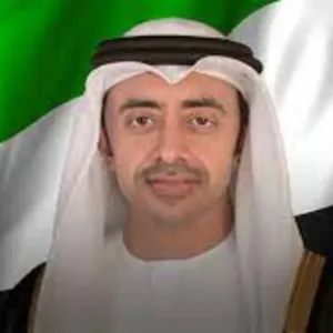 وزير خارجية الإمارات يحذر من خطر التصعيد القائم بمنطقة الشرق الأوسط